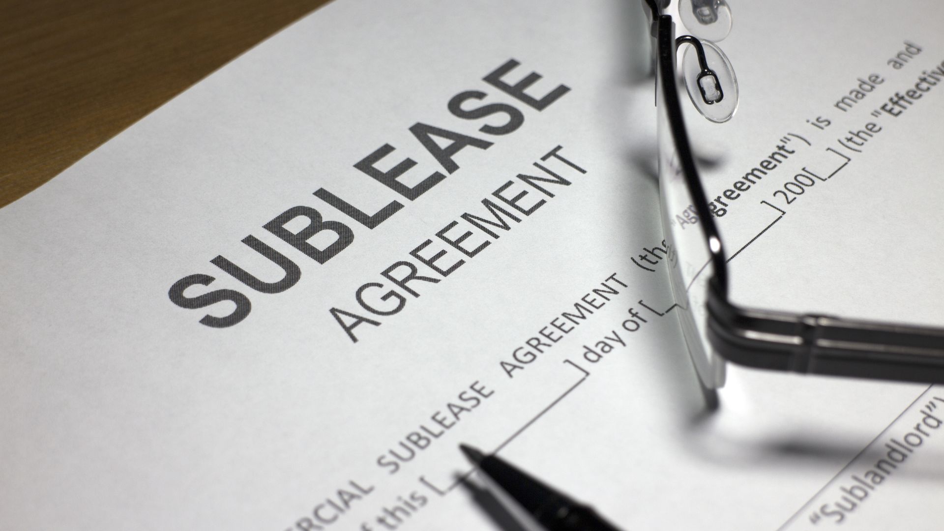 Commercial real estate sublease agreement document